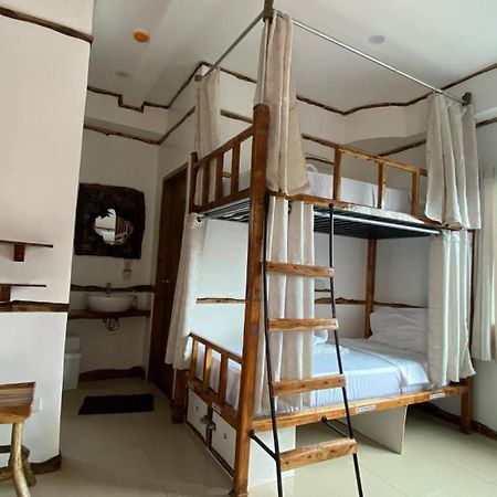 The Hat Trick Hostel Basdiot Ngoại thất bức ảnh