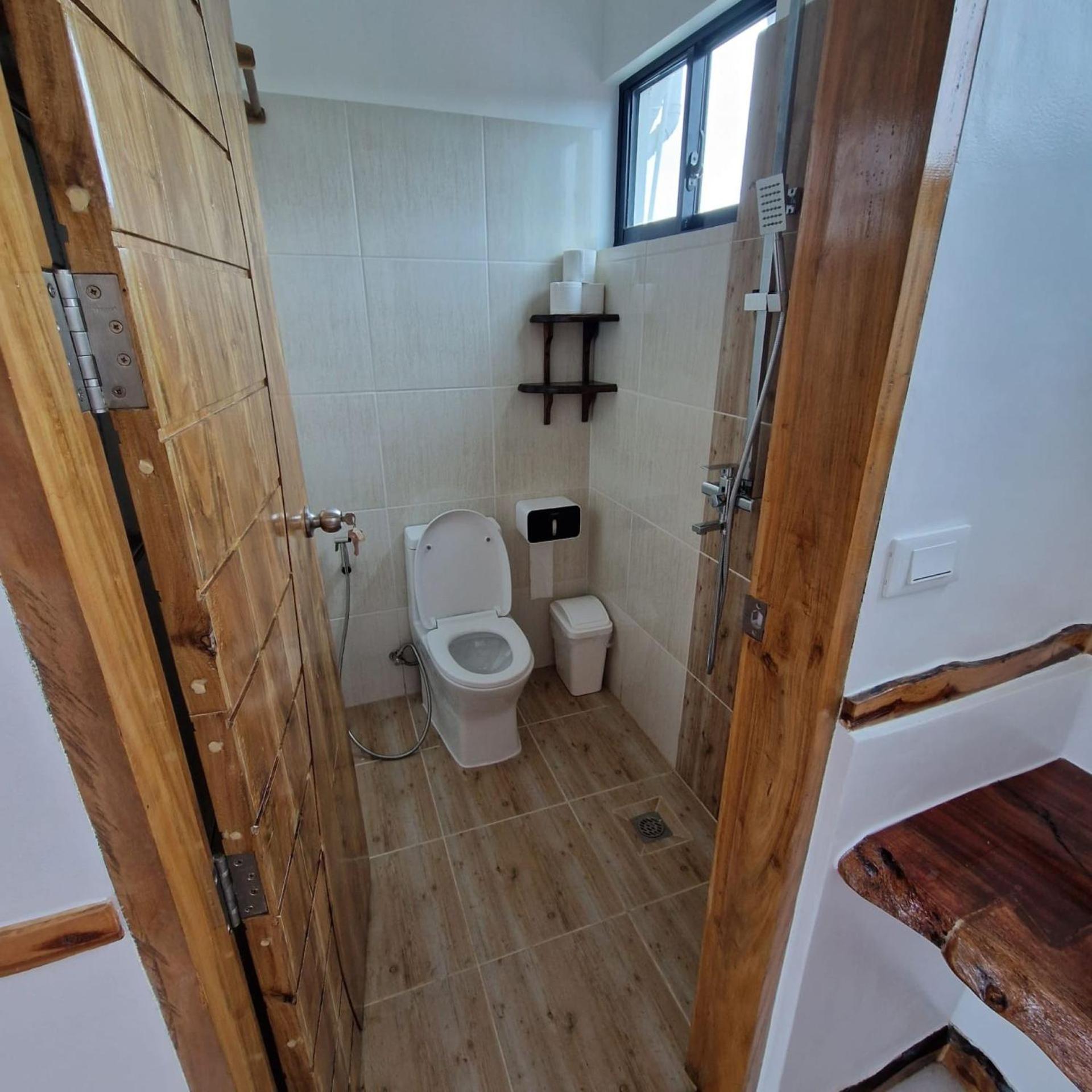 The Hat Trick Hostel Basdiot Ngoại thất bức ảnh