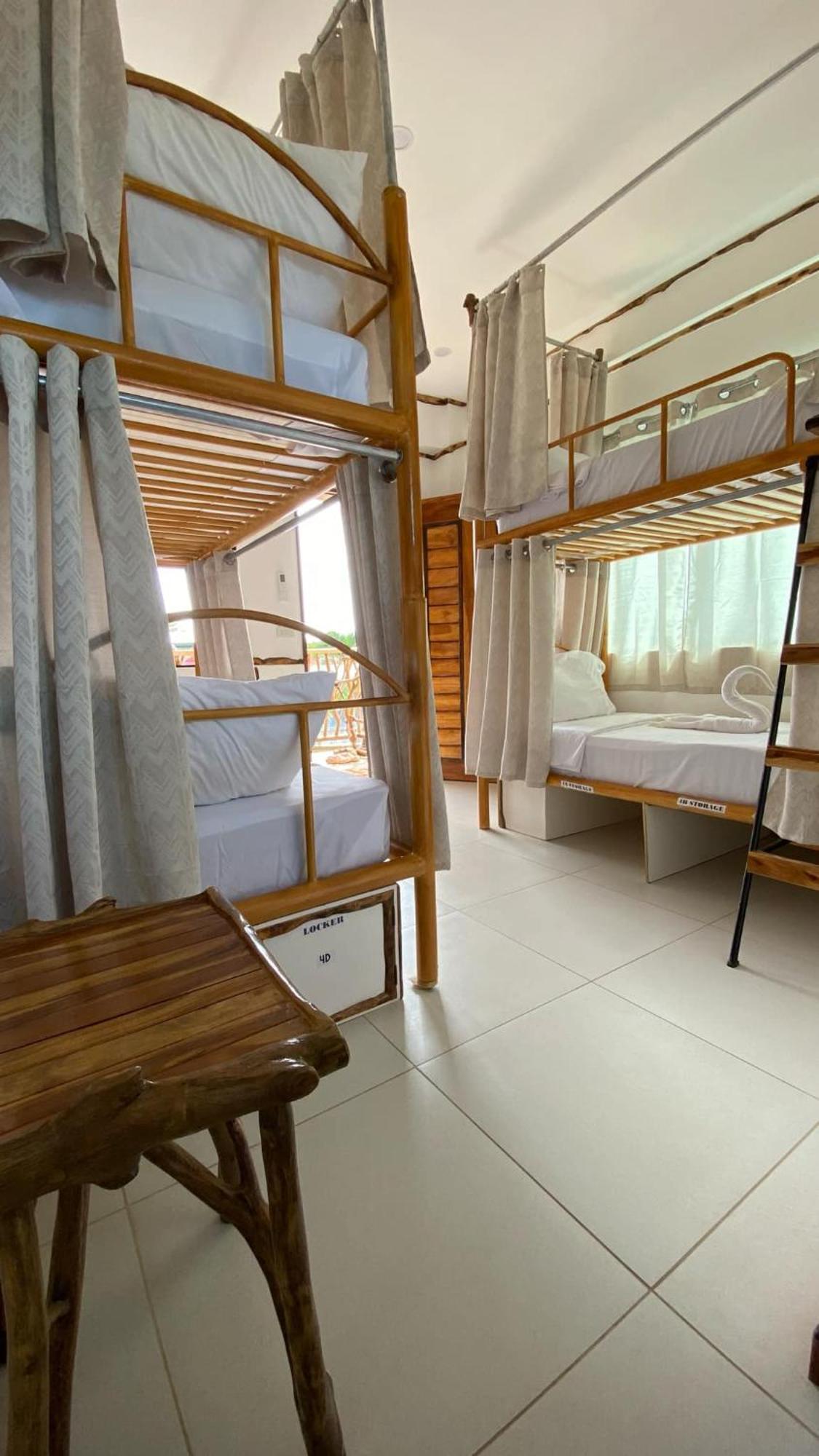 The Hat Trick Hostel Basdiot Ngoại thất bức ảnh