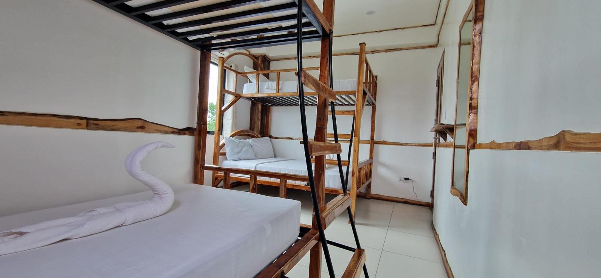 The Hat Trick Hostel Basdiot Ngoại thất bức ảnh