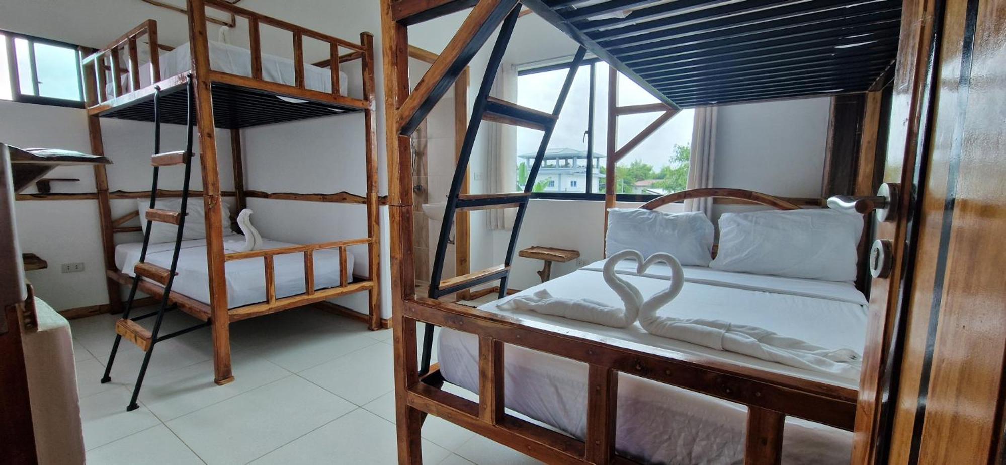The Hat Trick Hostel Basdiot Ngoại thất bức ảnh